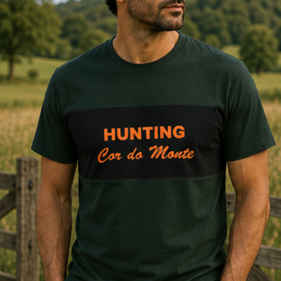 T-shirt "HUNTING" escrito "Cor do Monte" no peito